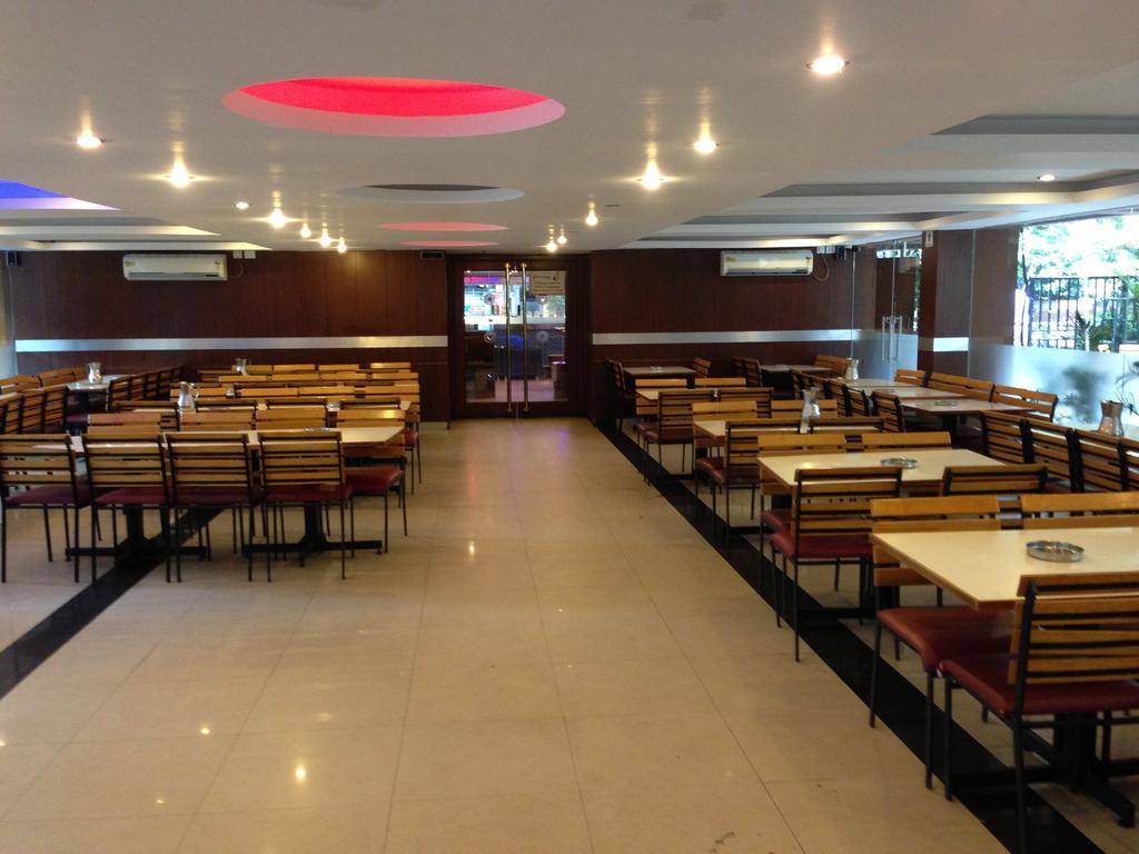 Hotel Empire International Kormangala Bangalore Bagian luar foto